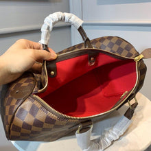 Load image into Gallery viewer, Louis Vuitton Speedy 30 Bag - LUXURY KLOZETT