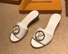 Load image into Gallery viewer, Louis Vuitton Lock It Mule