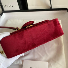 Load image into Gallery viewer, Gucci Marmont Small Shoulder Bag