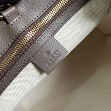 Load image into Gallery viewer, Gucci Tote Bag With Jumbo G