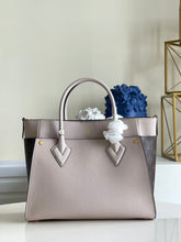 Load image into Gallery viewer, Louis Vuitton On My Side MM Bag