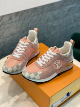 Load image into Gallery viewer, Louis Vuitton Run Away Sneakers