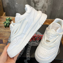 Load image into Gallery viewer, Versace Odissea Sneakers