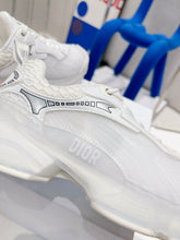 Load image into Gallery viewer, Christian Dior Vibe Sneakers