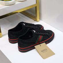 Load image into Gallery viewer, Gucci Off The Grid sneaker