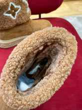 Load image into Gallery viewer, Louis Vuitton Snow DropFlat Ankle Boots
