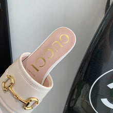 Load image into Gallery viewer, Gucci Slide Sandal - LUXURY KLOZETT