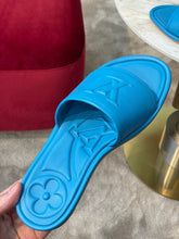 Load image into Gallery viewer, Louis Vuitton Magnetic Flat Mule