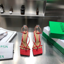 Load image into Gallery viewer, Bottega Veneta Stretch Heels