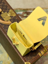 Load image into Gallery viewer, Louis Vuitton Twist PM Bag