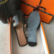 Load image into Gallery viewer, Hermes Oran Sandals