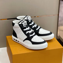 Load image into Gallery viewer, Louis Vuitton Ollie  Sneakers