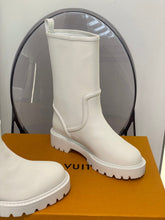 Load image into Gallery viewer, Louis Vuitton Territory Half Boots