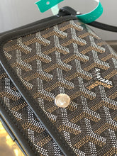 Load image into Gallery viewer, Goyard Plumet Pocket Wallet Bag