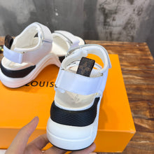 Load image into Gallery viewer, Louis Vuitton Archlight Flat Sandals
