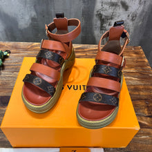 Load image into Gallery viewer, Louis Vuitton Archlight Flat Sandals