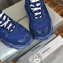 Load image into Gallery viewer, Balenciaga Triple S Sneaker - LUXURY KLOZETT