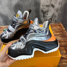Load image into Gallery viewer, Louis Vuitton Archlight 2.0 Platform Sneakers
