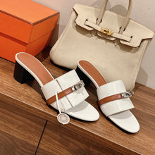 Load image into Gallery viewer, Hermes Gigi Sandal
