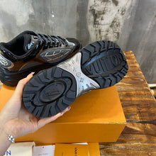 Load image into Gallery viewer, Louis Vuitton Discovery Lace Up Sneakers
