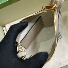 Load image into Gallery viewer, Gucci Ophidia GG Small Bag
