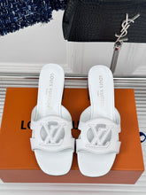 Load image into Gallery viewer, Louis vuitton  Isola Mule

