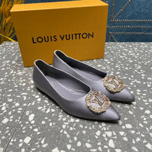 Load image into Gallery viewer, Louis Vuitton  Flat Ballerina
