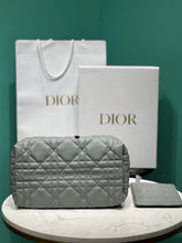 Load image into Gallery viewer, Christian Dior Medium Toujours Bag
