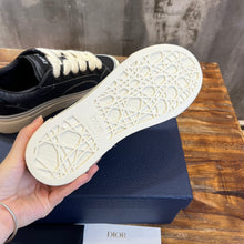 Load image into Gallery viewer, Christian Dior B33 Sneakers
