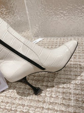 Load image into Gallery viewer, Chanel High Boots
