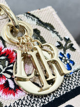 Load image into Gallery viewer, Christian Dior Medium Lady D Lite Bag
