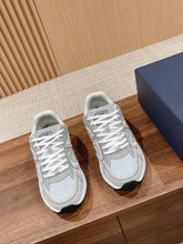 Load image into Gallery viewer, Christian Dior Men B30 Sneaker
