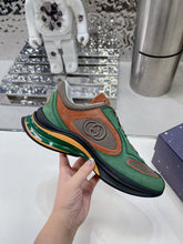 Load image into Gallery viewer, Gucci  Run Sneakers
