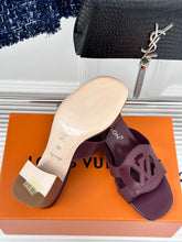 Load image into Gallery viewer, Louis vuitton  Isola Mule

