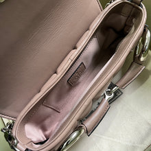 Load image into Gallery viewer, Gucci Horsebit Chain Small Shoulder Bag

