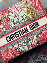 Load image into Gallery viewer, Christian Dior Medium Lady D Lite Bag
