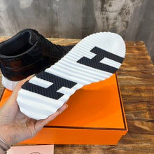 Load image into Gallery viewer, Hermes Sneakers
