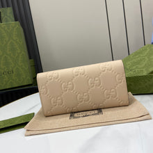 Load image into Gallery viewer, Gucci GG Continental Wallet
