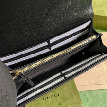 Load image into Gallery viewer, Gucci Continental Wallet
