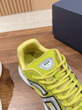 Load image into Gallery viewer, Christian Dior Men B30 Sneaker
