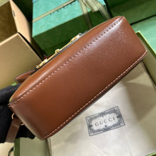 Load image into Gallery viewer, Gucci Horsebit 1955 Small Shoulder  Bag
