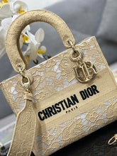 Load image into Gallery viewer, Christian Dior Medium Lady D Lite Bag

