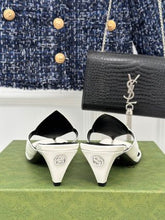 Load image into Gallery viewer, Gucci Sandals With Horsebit
