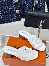 Load image into Gallery viewer, Louis vuitton  Isola Mule
