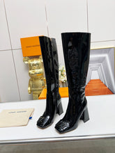 Load image into Gallery viewer, Louis Vuitton Shake High Boots
