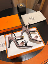 Load image into Gallery viewer, Hermes Glamour 70 Sandals
