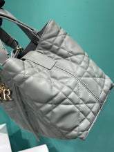 Load image into Gallery viewer, Christian Dior Medium Toujours Bag
