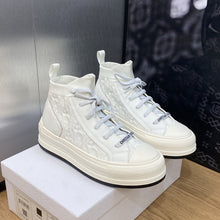 Load image into Gallery viewer, Christian Dior Walk&#39;n  Sneakers
