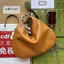 Load image into Gallery viewer, Gucci Attache Medium Shoulder Bag
