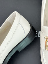 Load image into Gallery viewer, Chanel shoe
